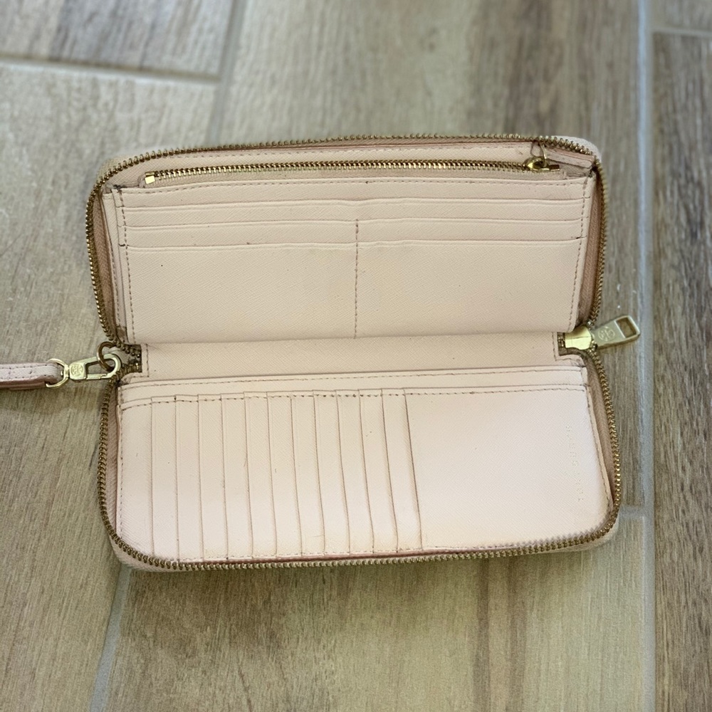 Blush pink Tory Burch wallet
